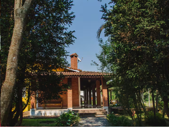 Vista externa da Base Nissi